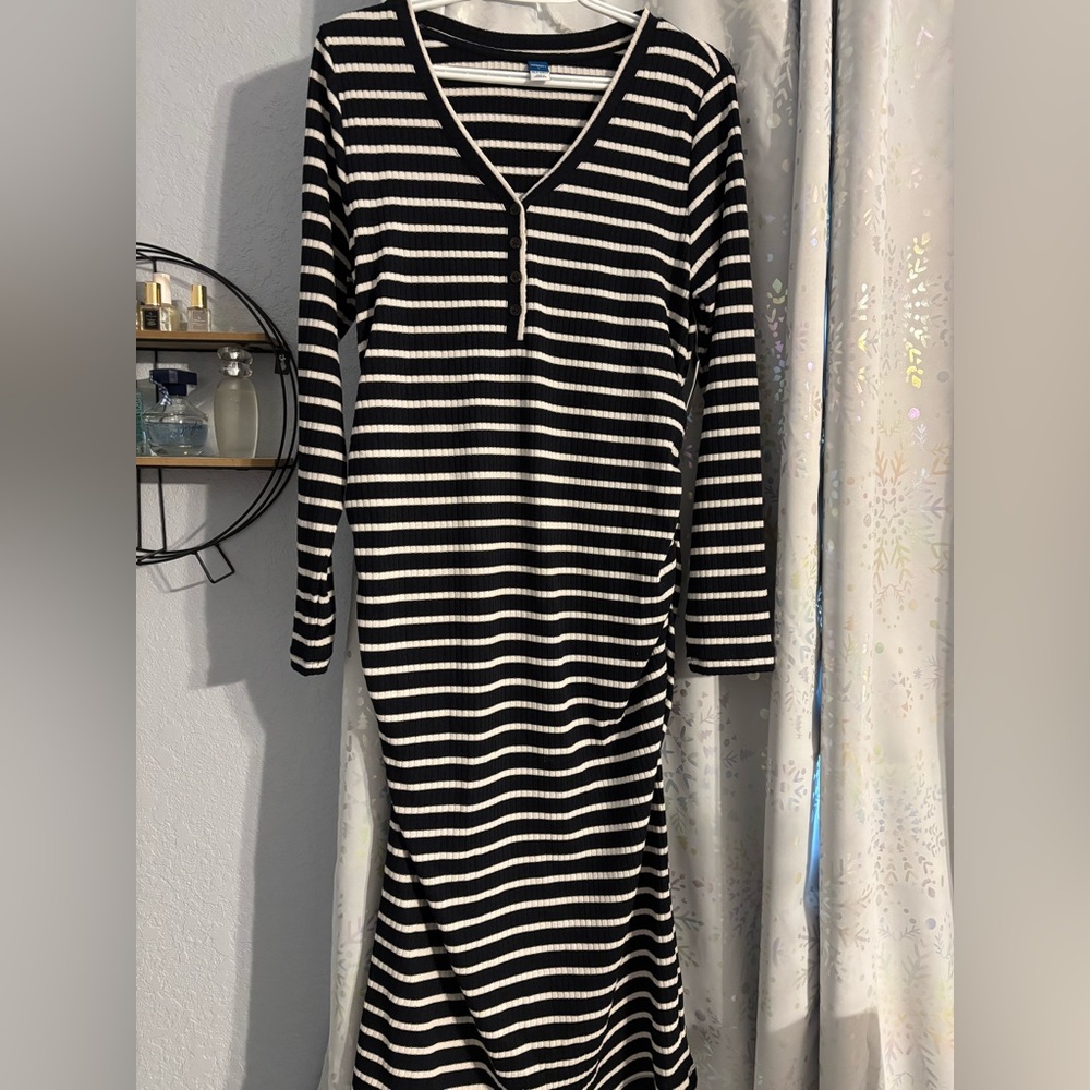 Maternity Dresses